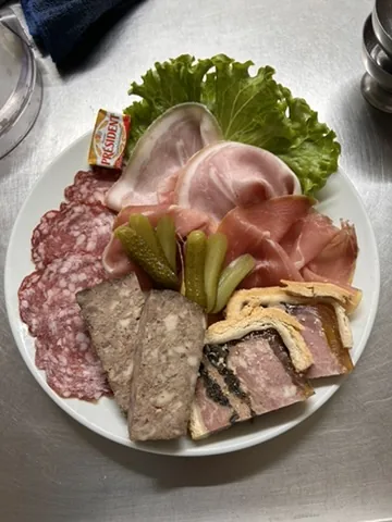 Assiette de charcuterie