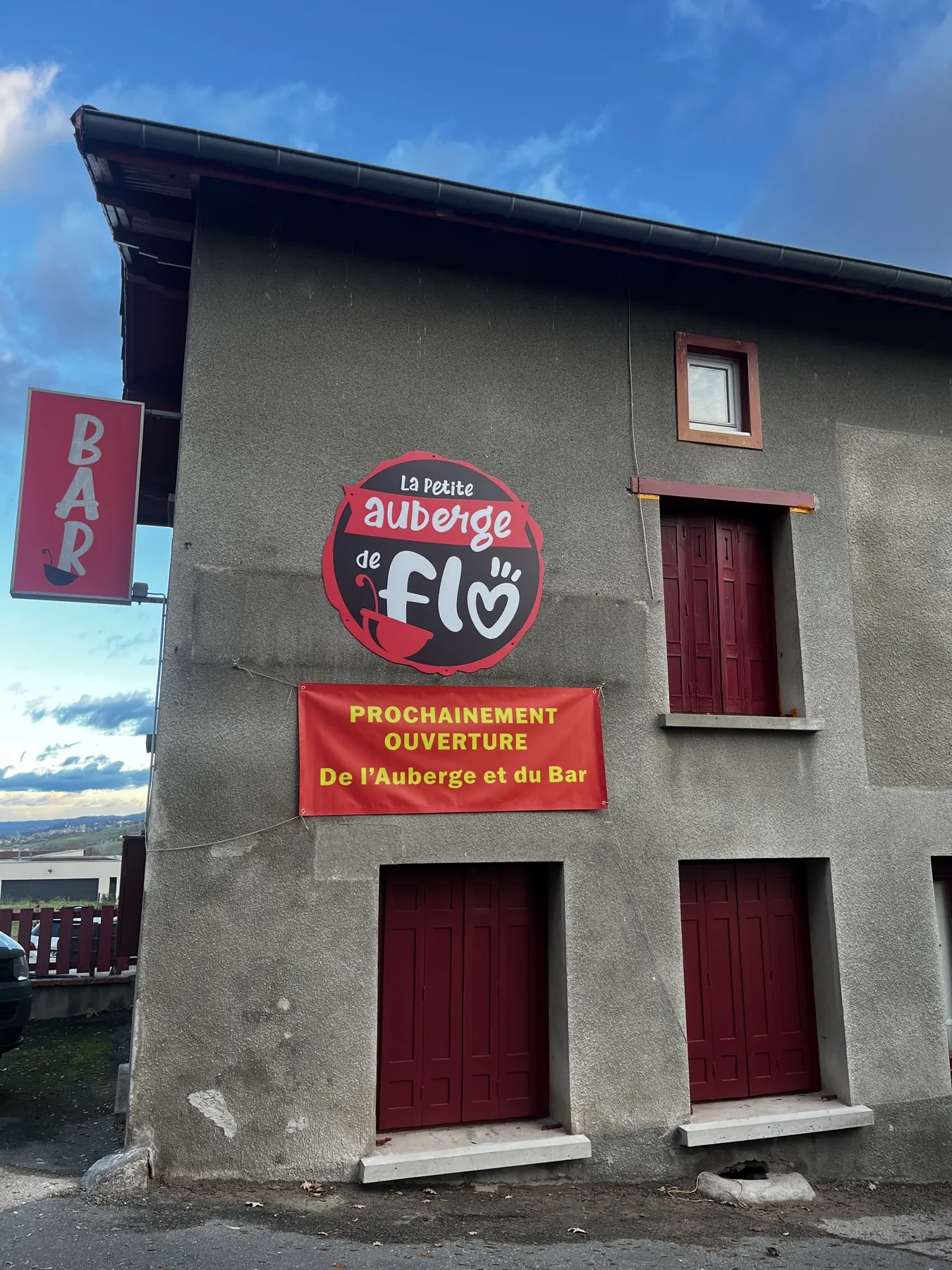 Façade de l'auberge